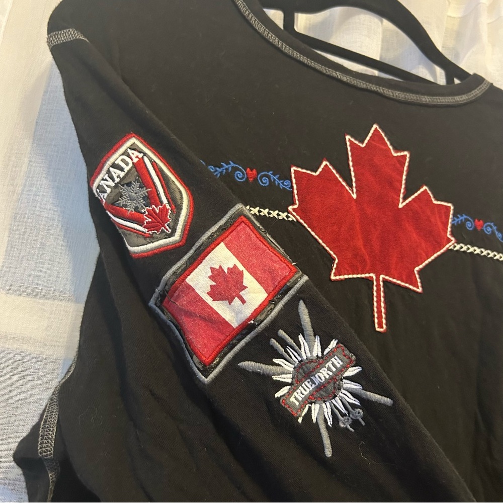 Alp-N-Rock Canada Embroidered Appliqué Long Sleeve Tee Sz 5 XL